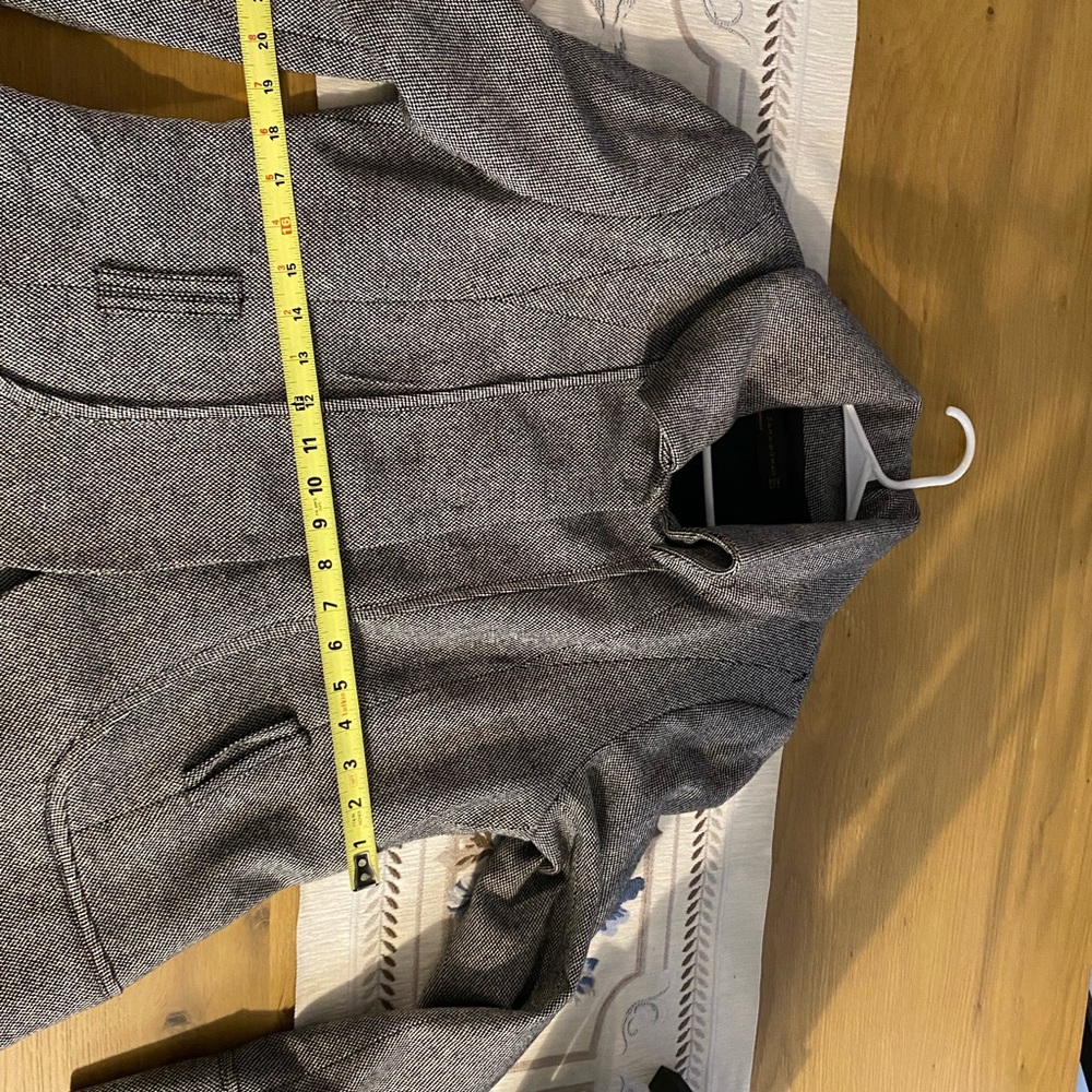 Zara Gray Belted Blazer - Picture 11 of 16